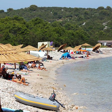 Apartments With A Parking Space Sali, Dugi Otok - 8181 Экстерьер фото