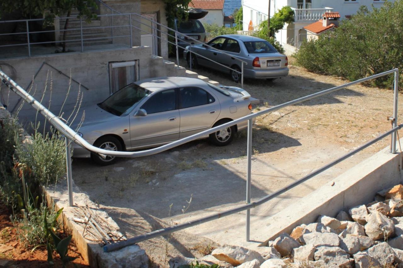 Apartments With A Parking Space Sali, Dugi Otok - 8181 Экстерьер фото
