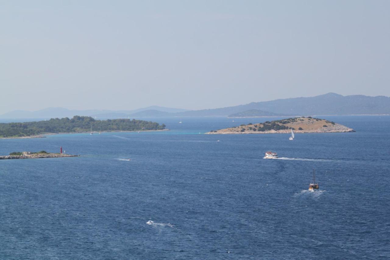 Apartments With A Parking Space Sali, Dugi Otok - 8181 Экстерьер фото